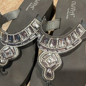 Olivia by Olivia Miller women’s sandals